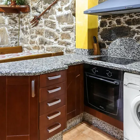 Ferienhaus Spacious House With Jacuzzi, Mountain View Near Tineo