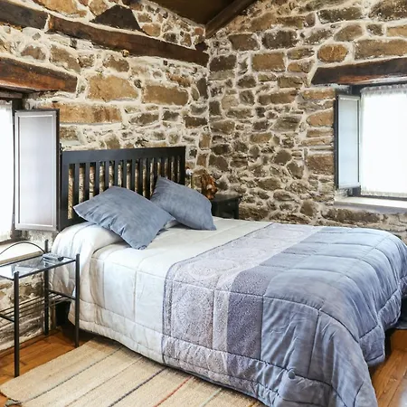 Ferienhaus Spacious House With Jacuzzi, Mountain View Near Tineo