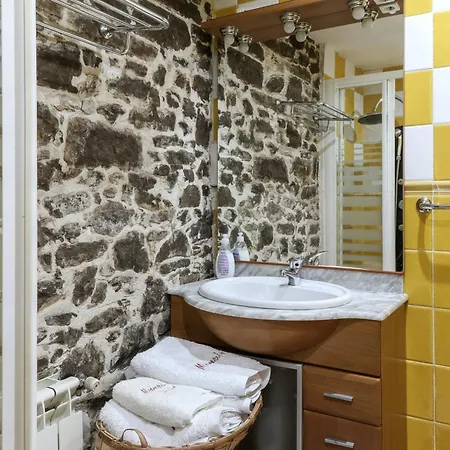 Spacious House With Jacuzzi, Mountain View Near Ferienhaus Tineo